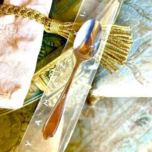 Yamazaki VICTORIA Stainless Steel Teaspoon with Gold Tassel Accent